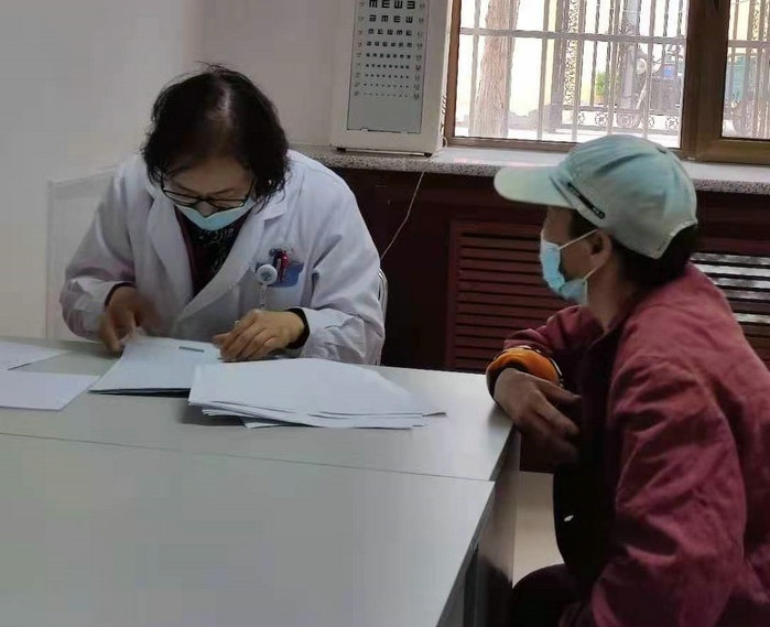 姜红主任义诊.jpg